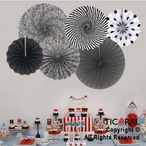 ADORNO GUIRNALDA ABANICO ROSETAS CARTULINA DISE�O NEGRO KIT X 6 UNIDADES